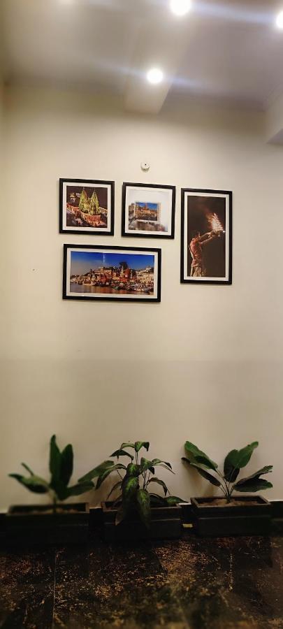 Bhagyashree Guest House 2 Km To Vishwanath Temple, Ganga Ghat Parking Available Varanasi Exterior photo